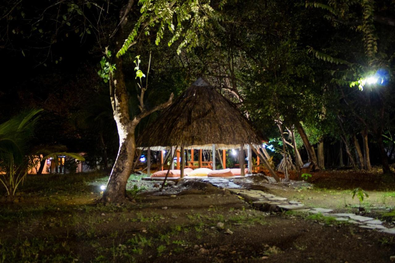 Hostel La Choza Playa Venao Zewnętrze zdjęcie